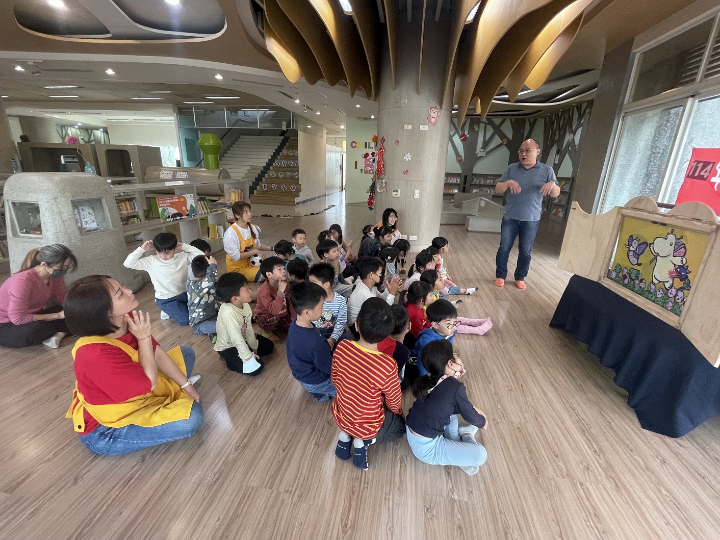 高市圖小港分館響應世界母語日　結合社區及幼兒園共譜母語樂章
