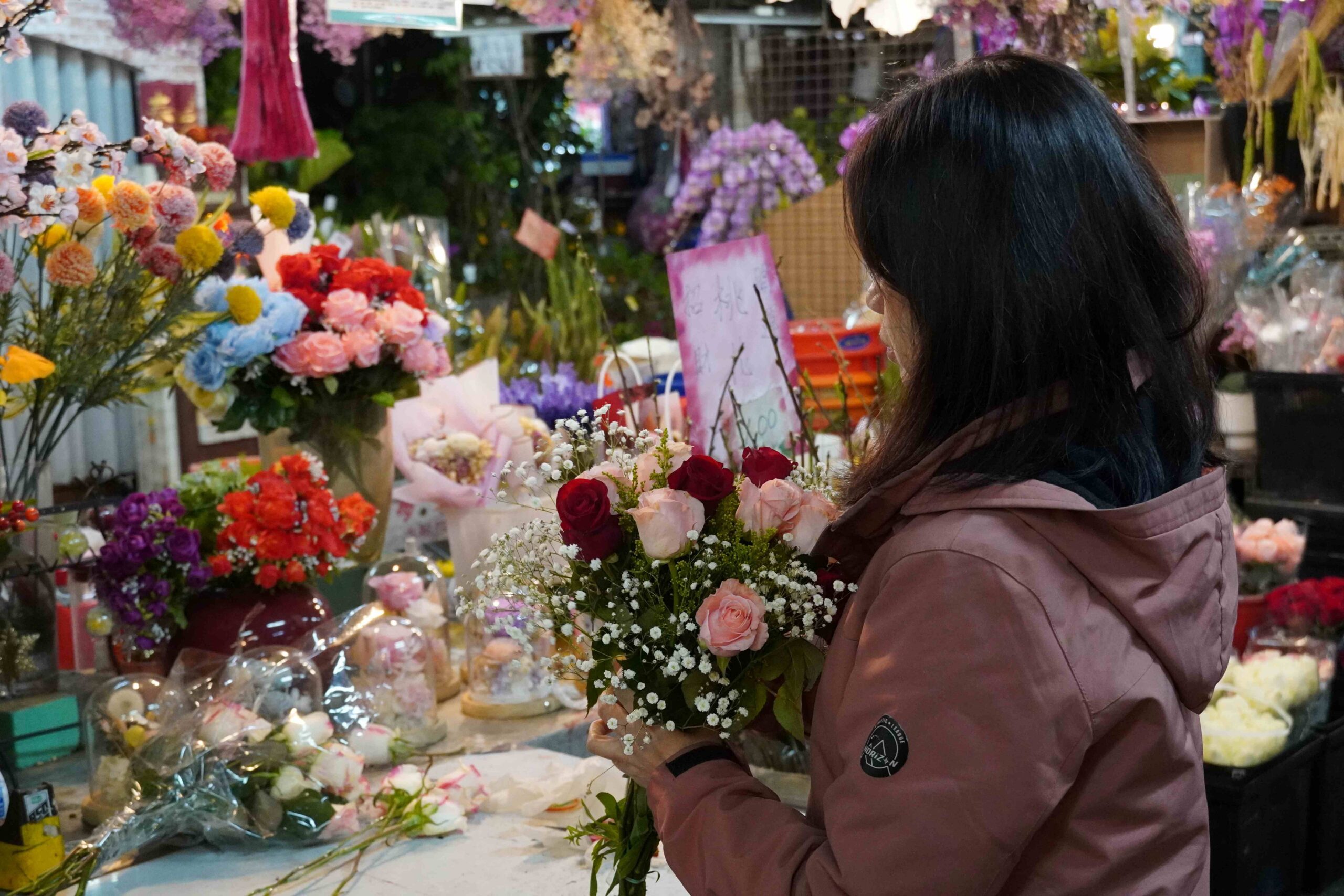 浪漫「花」現     板橋花市白色情人節打卡送限量萬金杜鵑