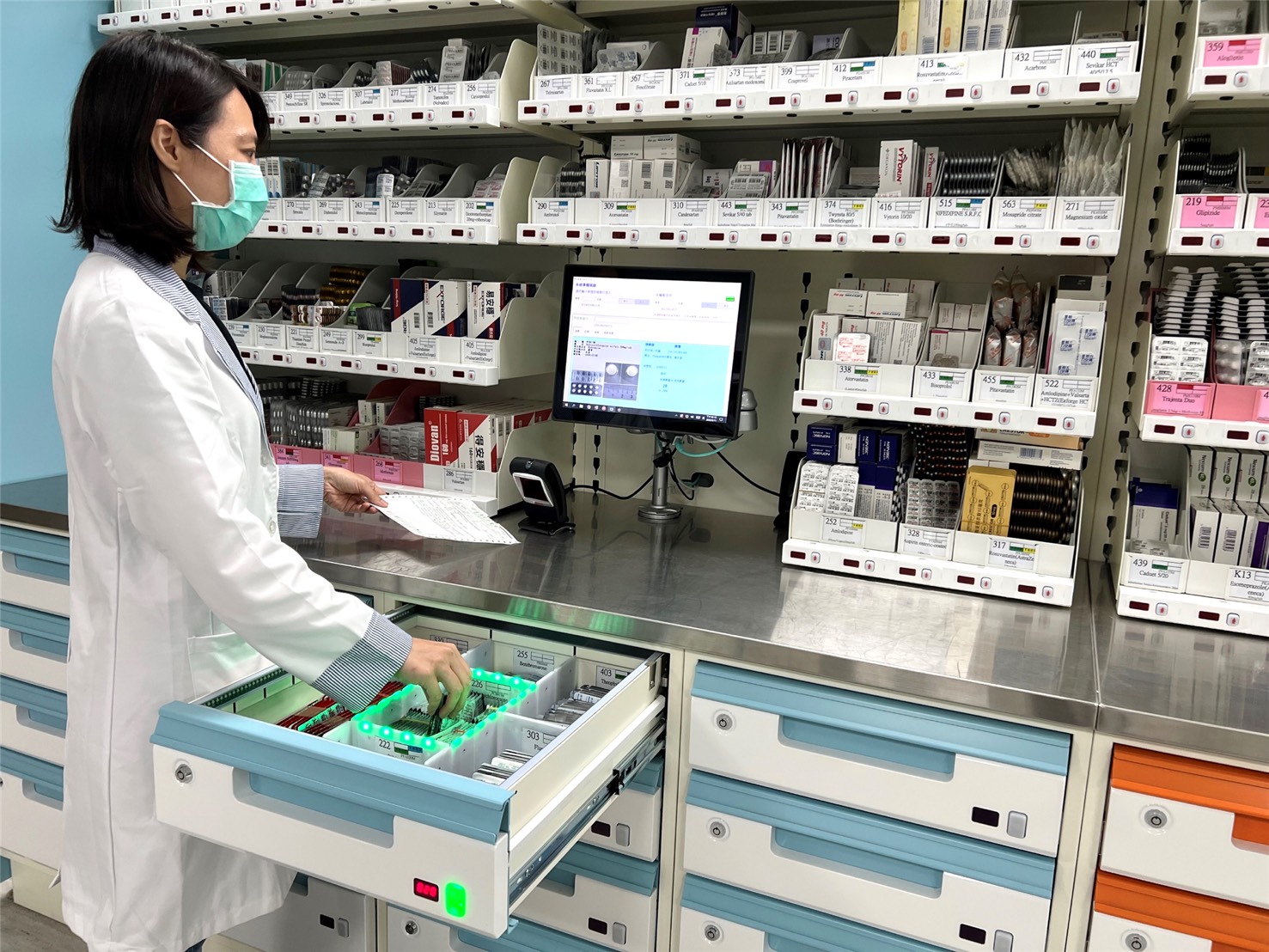 懷孕期間能使用消炎止痛藥（NSAID）嗎？　高雄長庚研究提醒：避免自行使用非類固醇消炎止痛藥，保護寶寶腎臟健康
